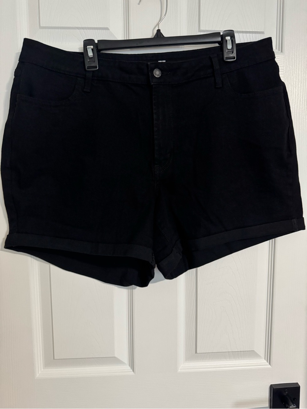 Black Women’s Classic Cuffed Shorts